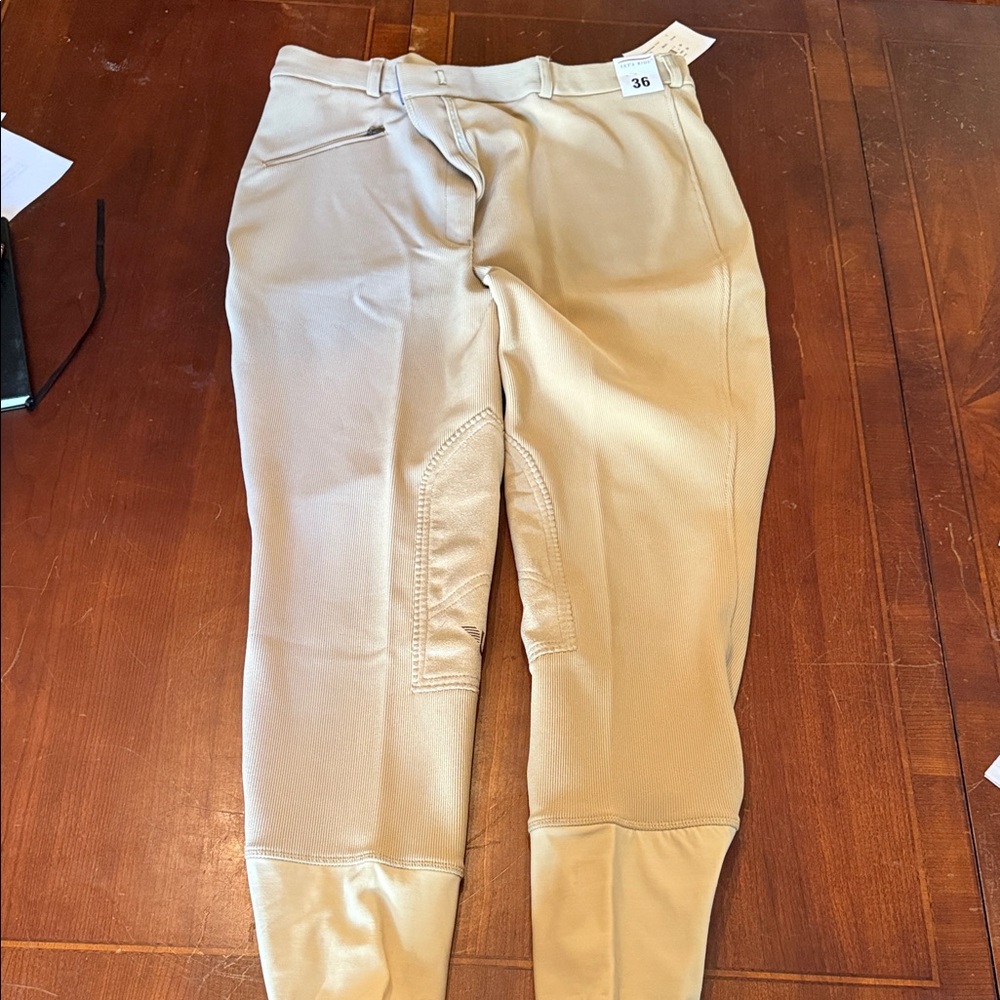 NWT Tuffrider breeches with knee patch